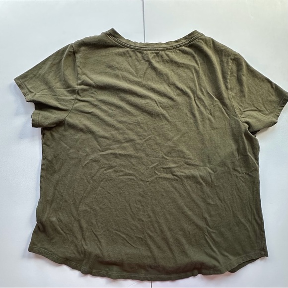 Old Navy solid‎ olive green v-neck short sleeve casual shirt women’s XL - Picture 3 of 7